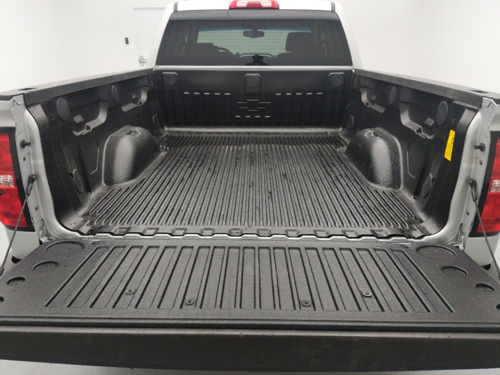 2018 Chevrolet Silverado 1500 - Trunk