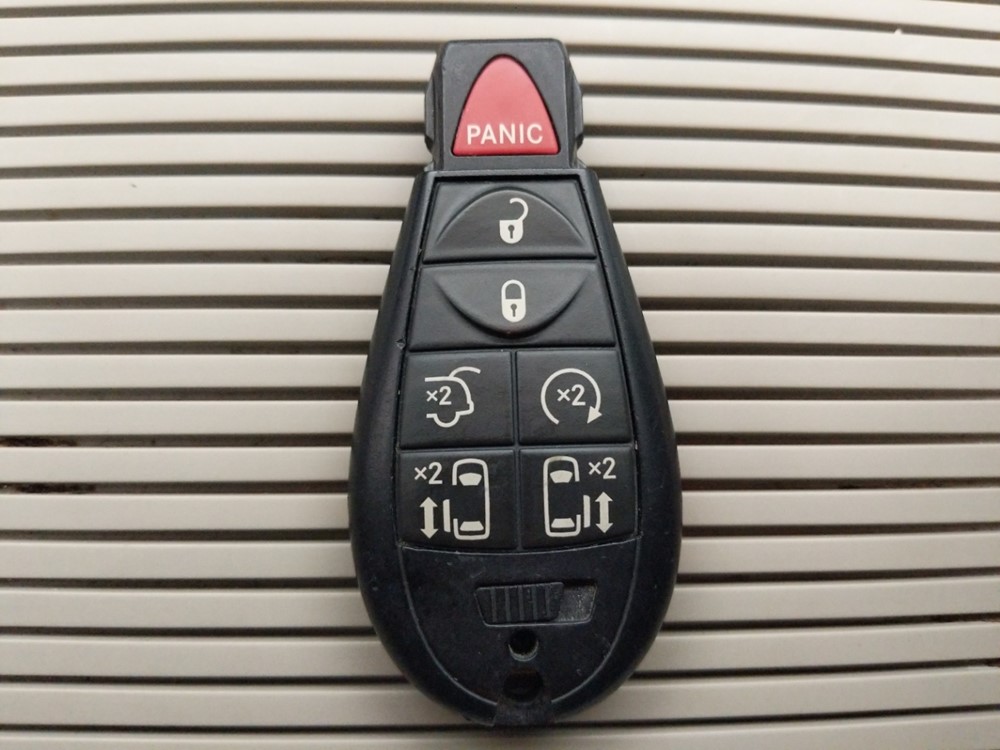 2017 Dodge Grand Caravan - Keys