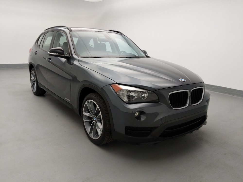 2015 BMW X1 - Passenger Front Bumper