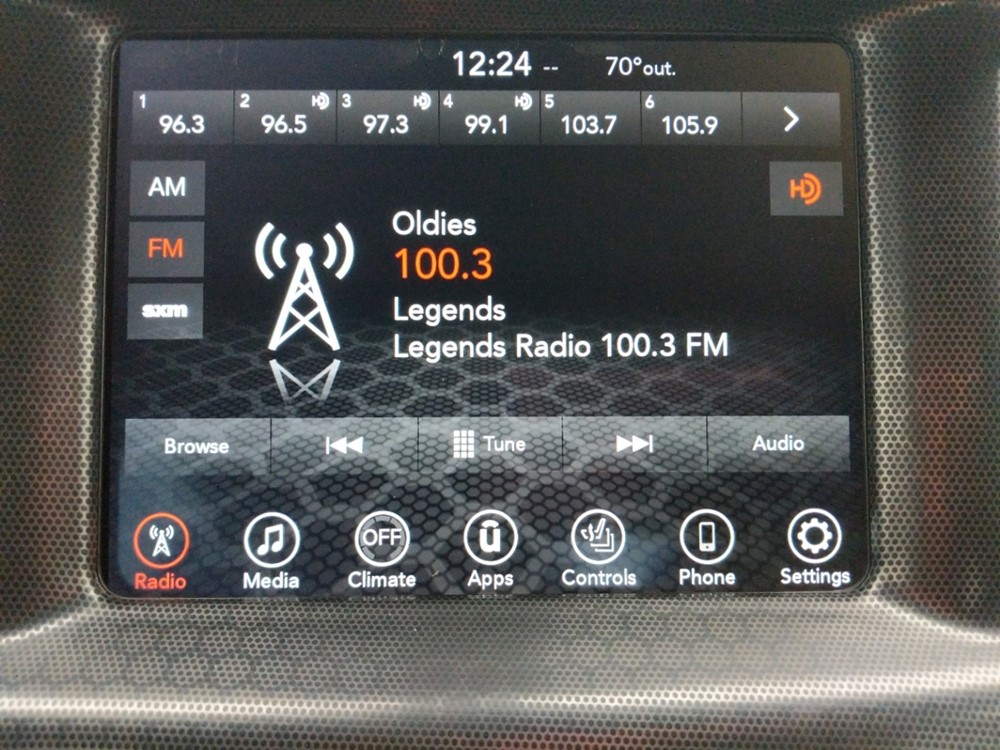 2017 Dodge Charger - Stereo Package