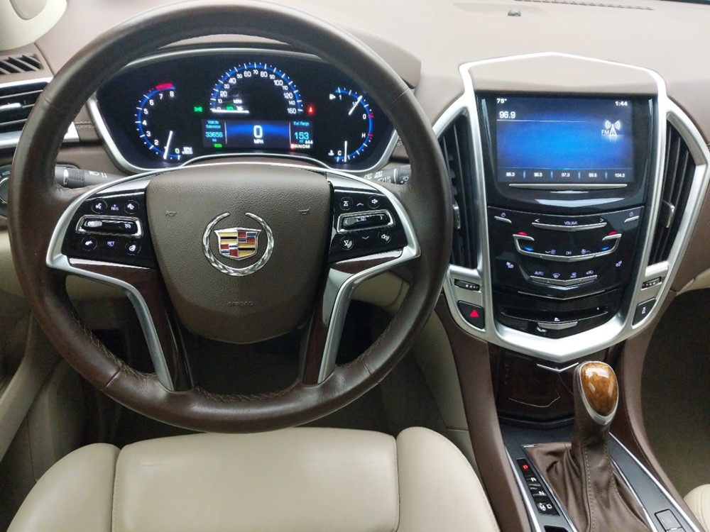 2015 Cadillac SRX - Driver Dash