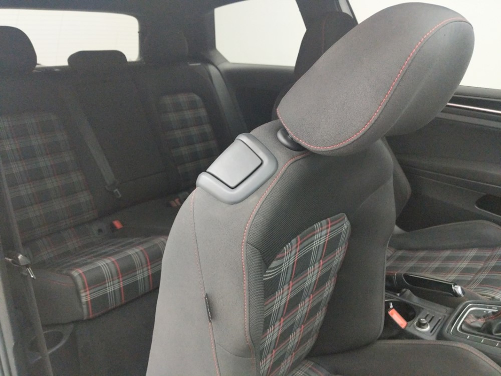 2015 Volkswagen Golf - Passenger Rear Seat