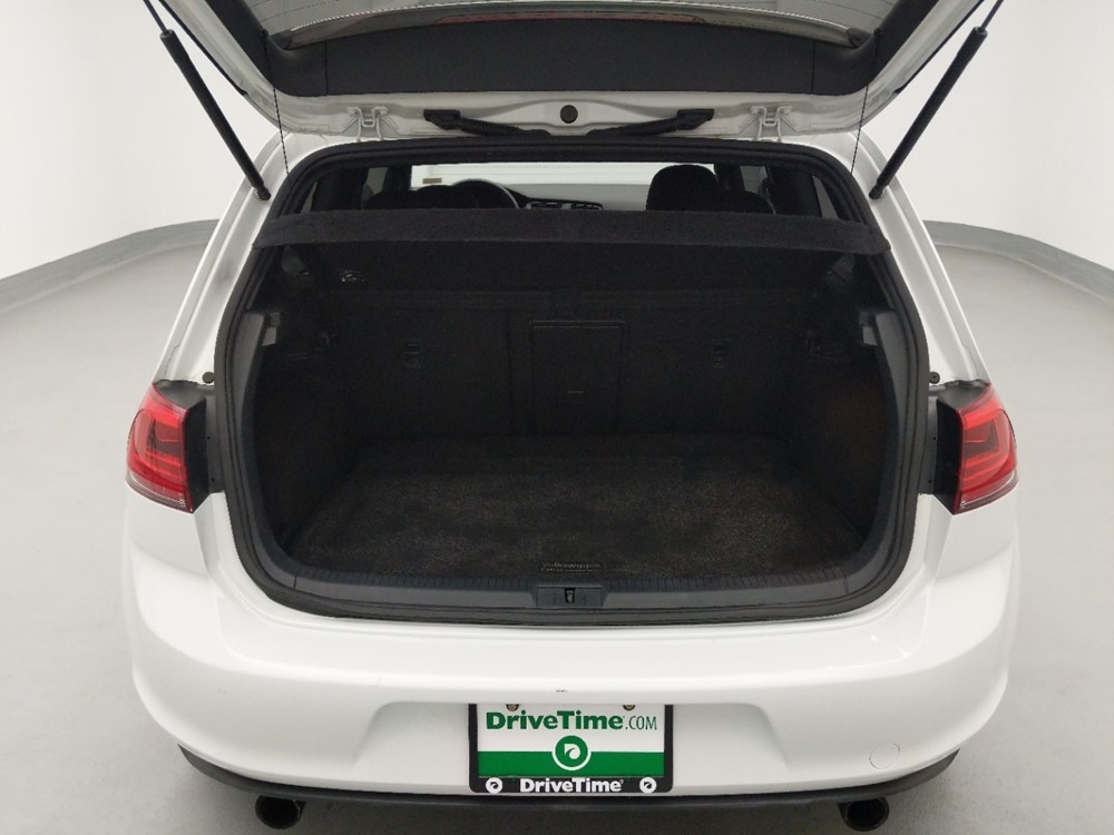 2015 Volkswagen Golf - Trunk