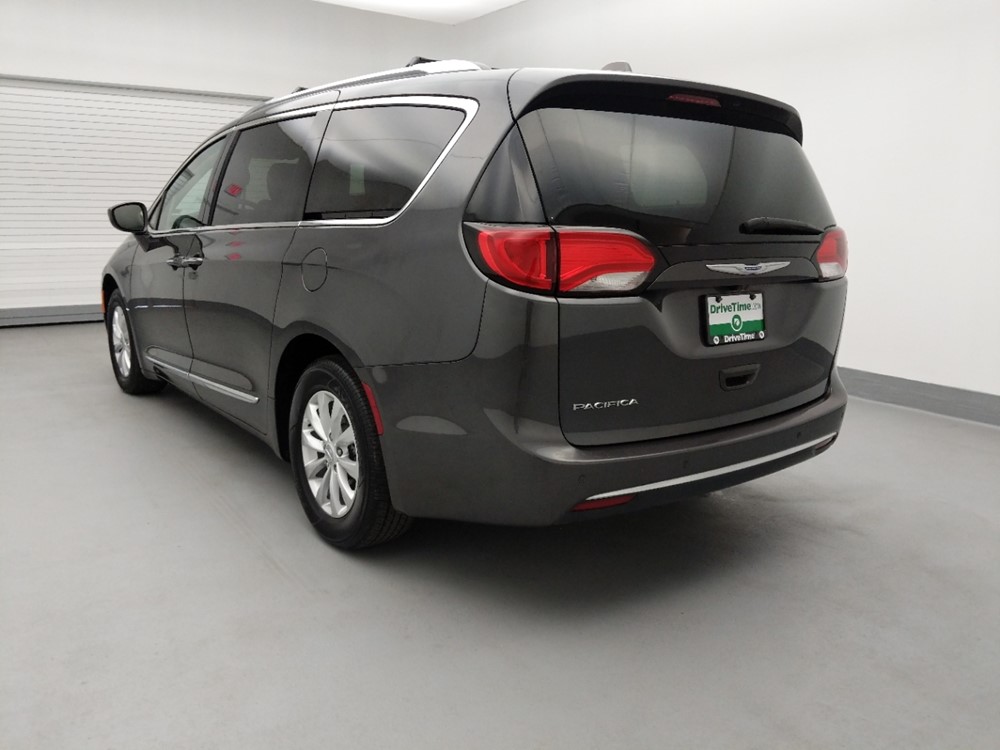 2018 Chrysler Pacifica - Driver Rear Bumper