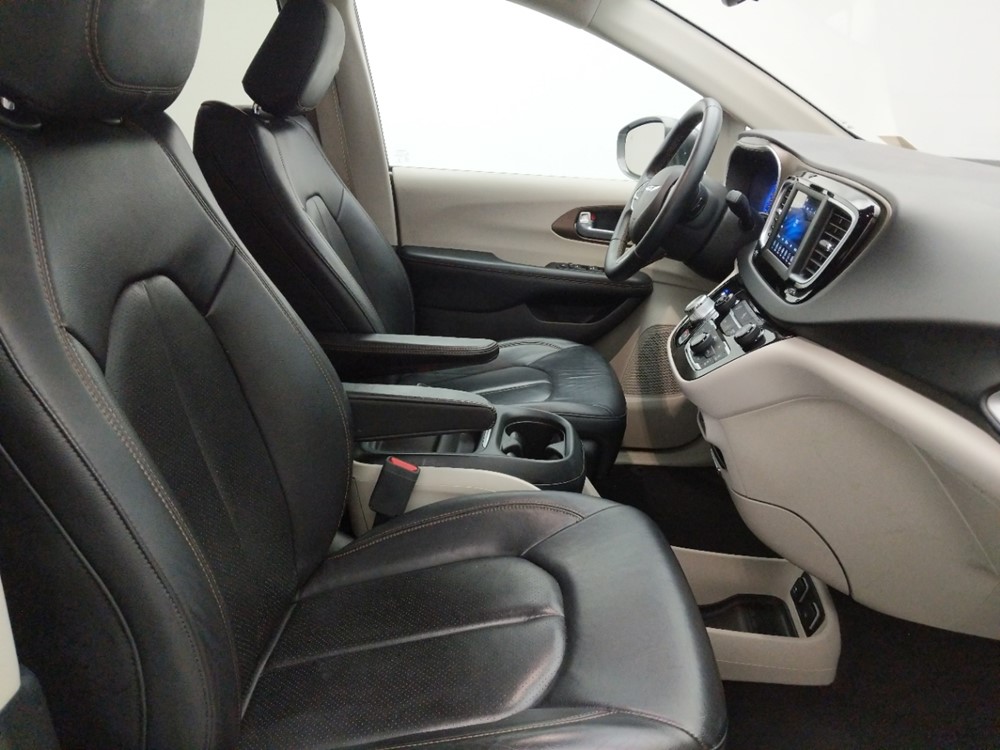2018 Chrysler Pacifica - Passenger Front Seat