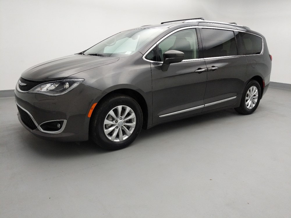 2018 Chrysler Pacifica - Driver Front Side