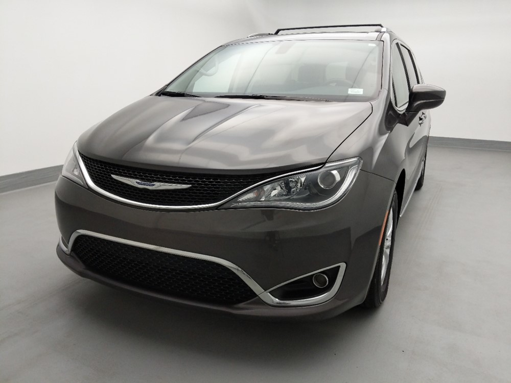2018 Chrysler Pacifica - Driver Front Hood