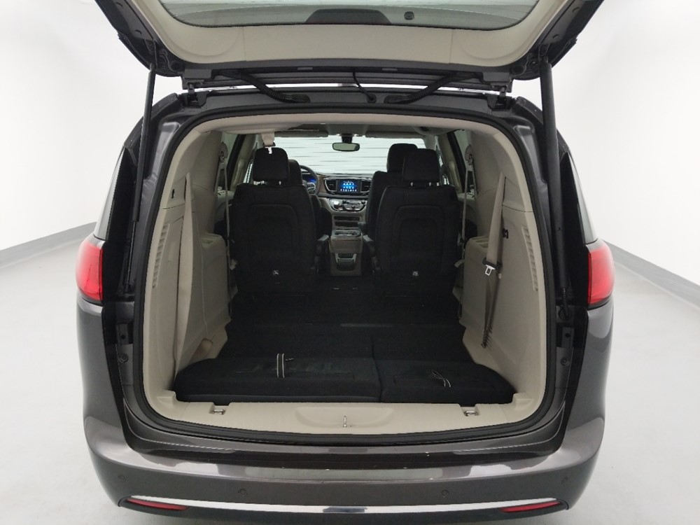 2018 Chrysler Pacifica - Trunk