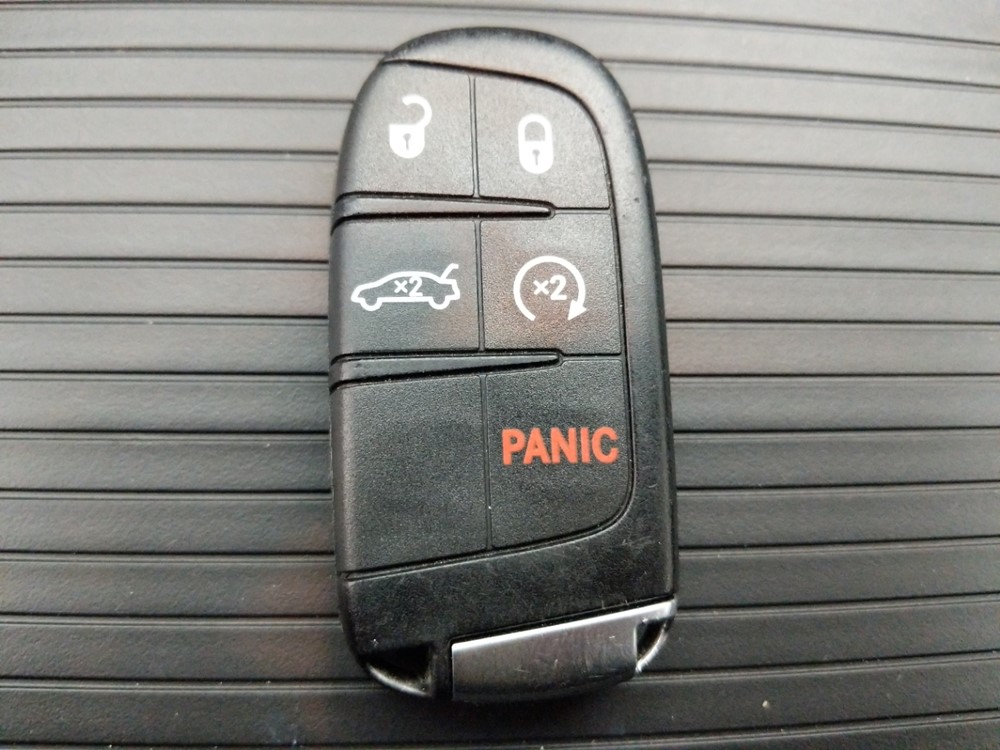 2018 Dodge Charger - Keys
