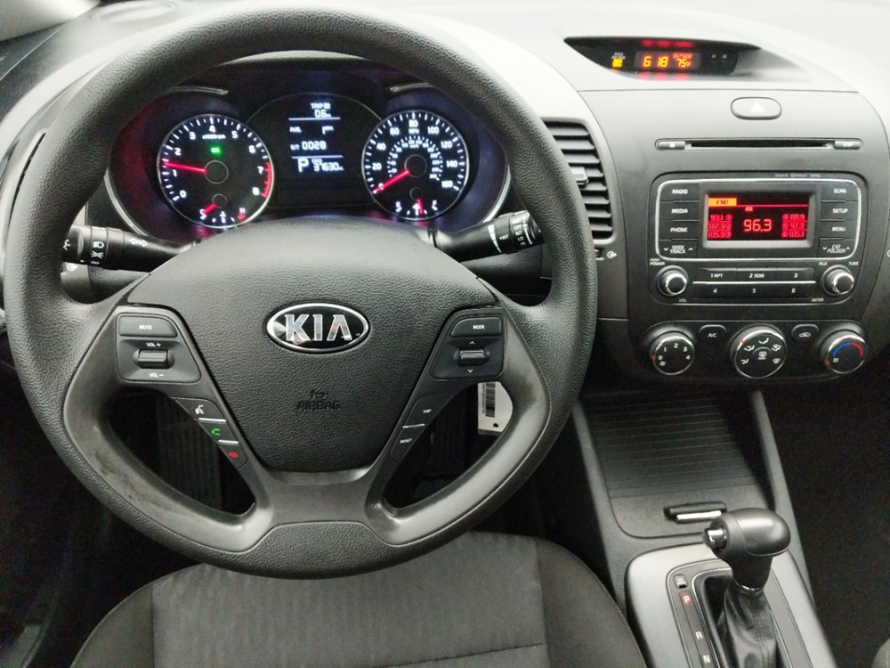 2016 Kia Forte - Driver Dash