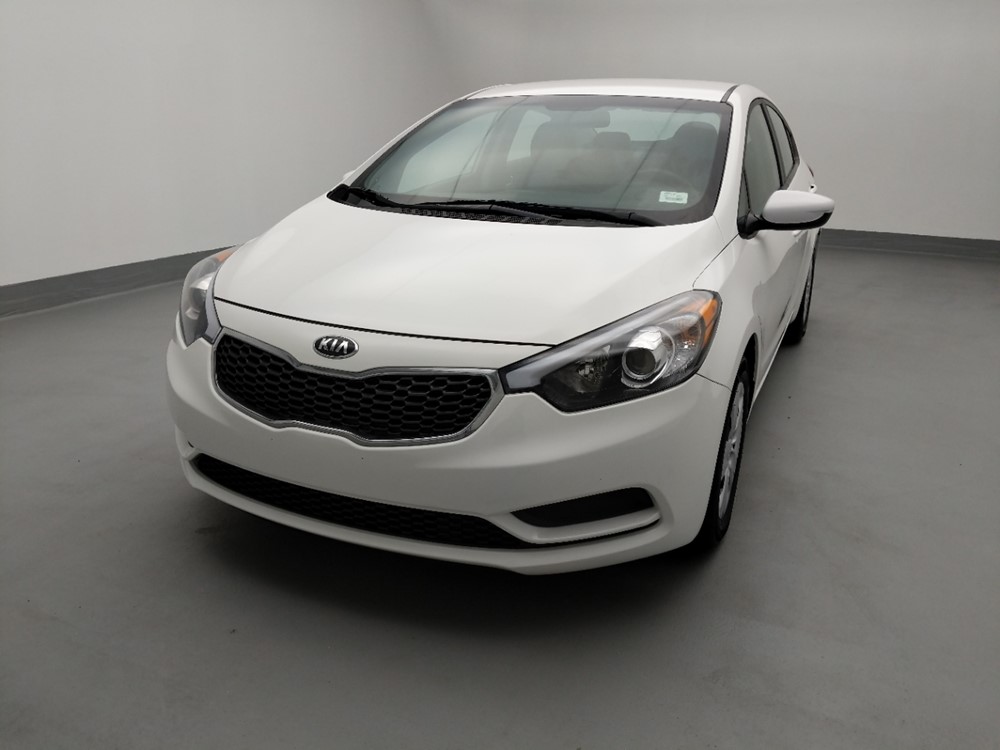 2016 Kia Forte - Driver Front Hood
