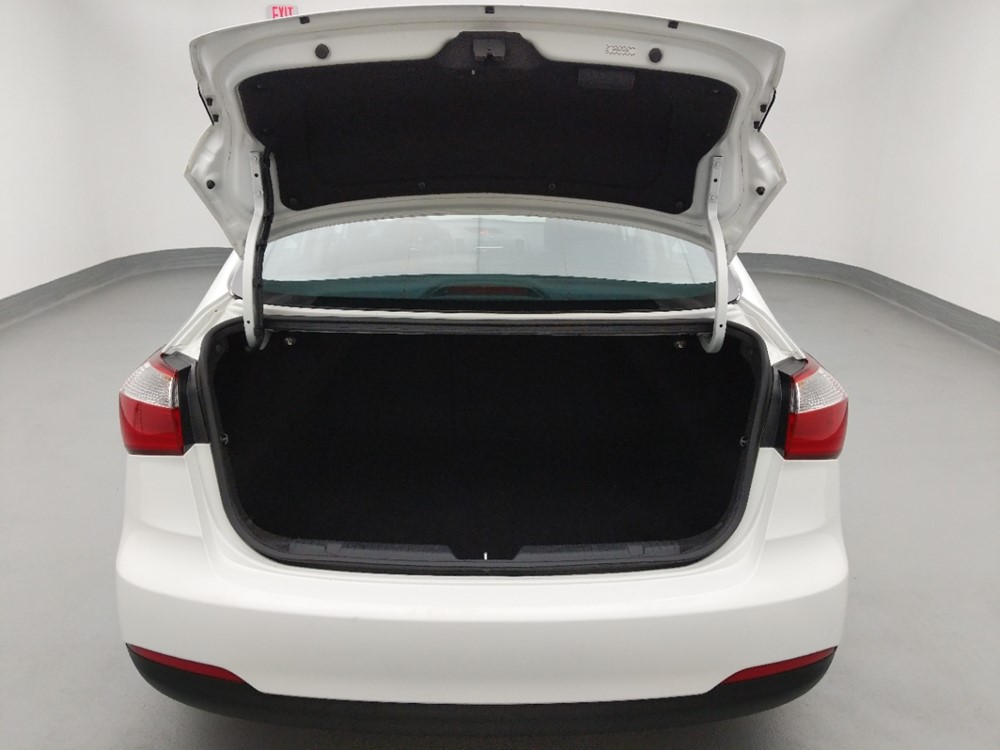 2016 Kia Forte - Trunk