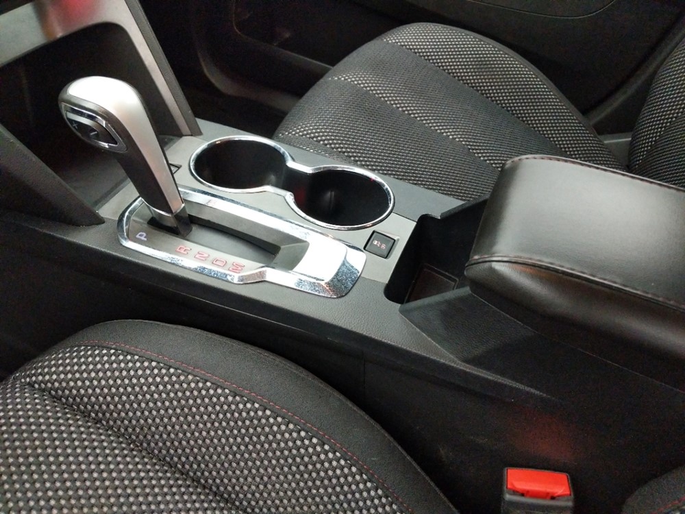2013 GMC Terrain - Center Console/Cup Holders
