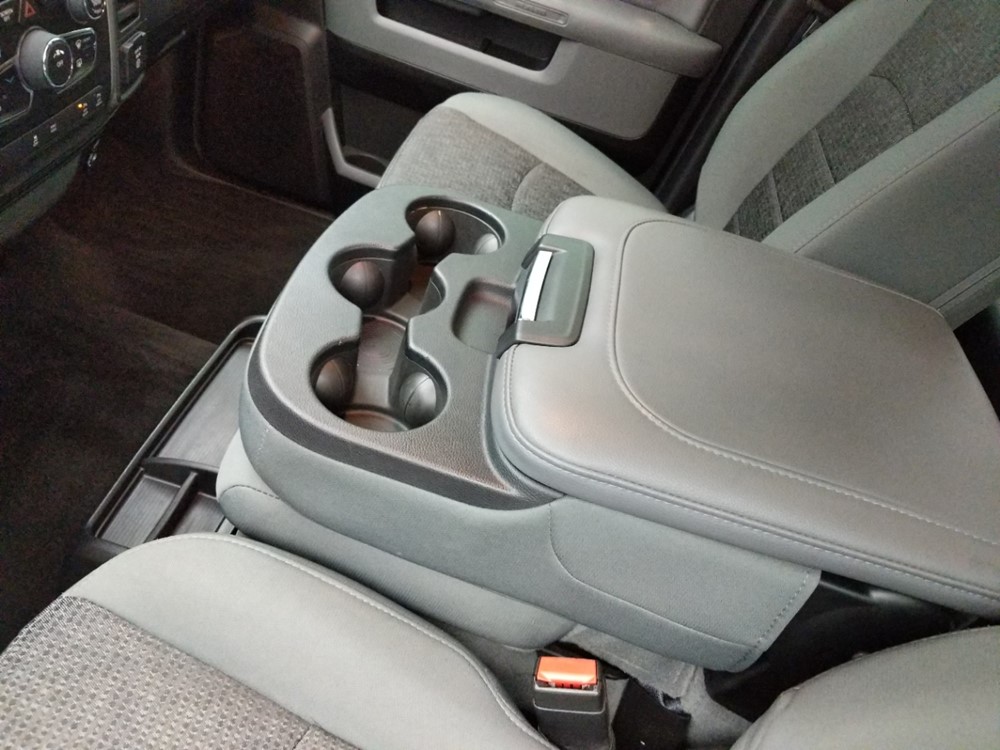 2016 Dodge Ram 1500 - Center Console/Cup Holders
