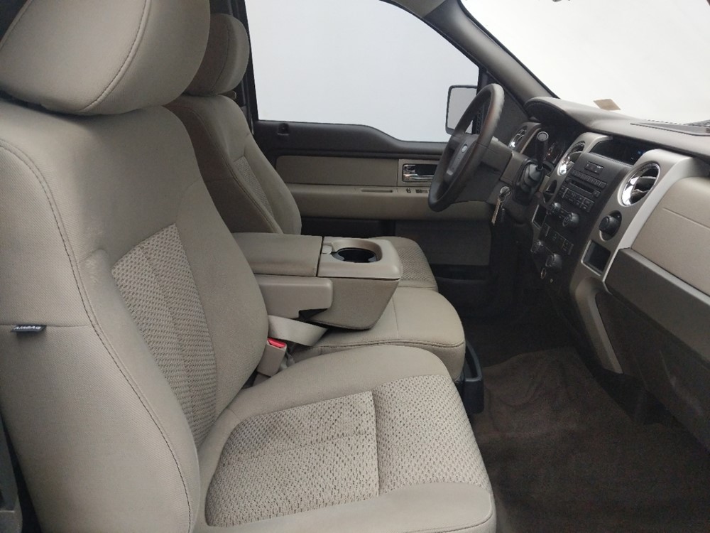 2010 Ford F-150 - Passenger Front Seat