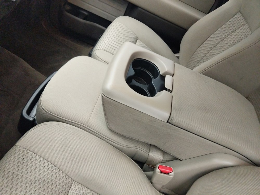 2010 Ford F-150 - Center Console/Cup Holders