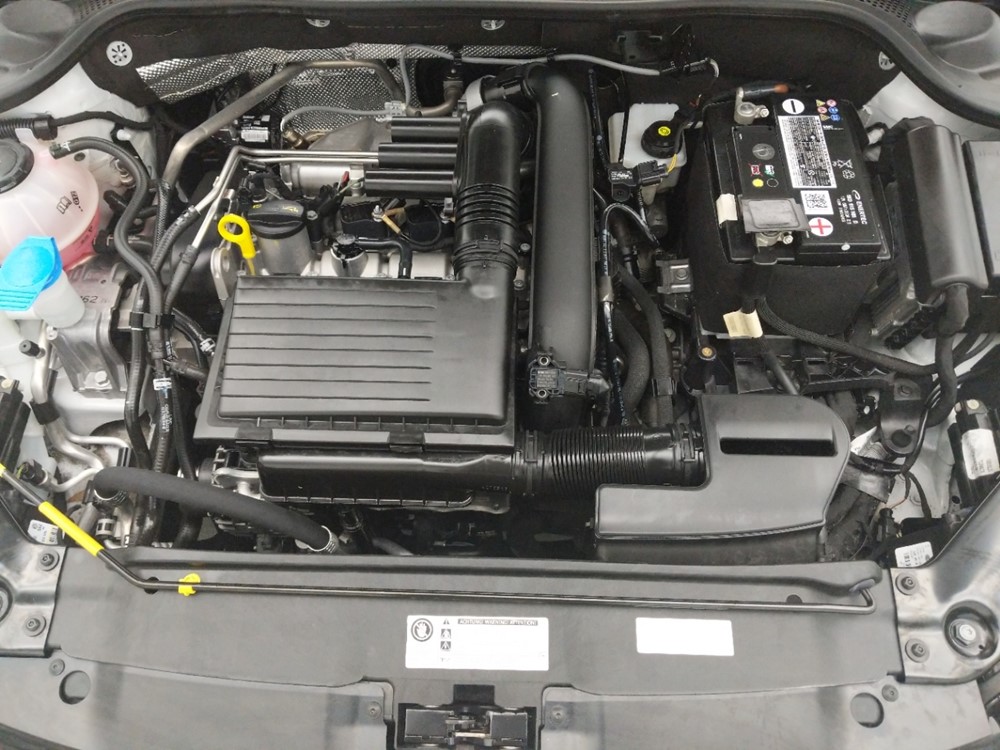 2018 Volkswagen Jetta - Engine