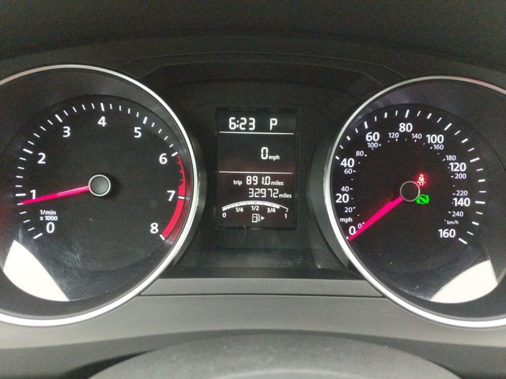 2018 Volkswagen Jetta - Odometer Close Up