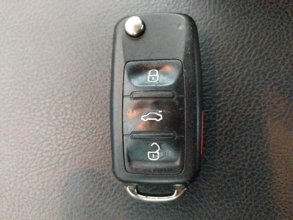 2018 Volkswagen Jetta - Keys
