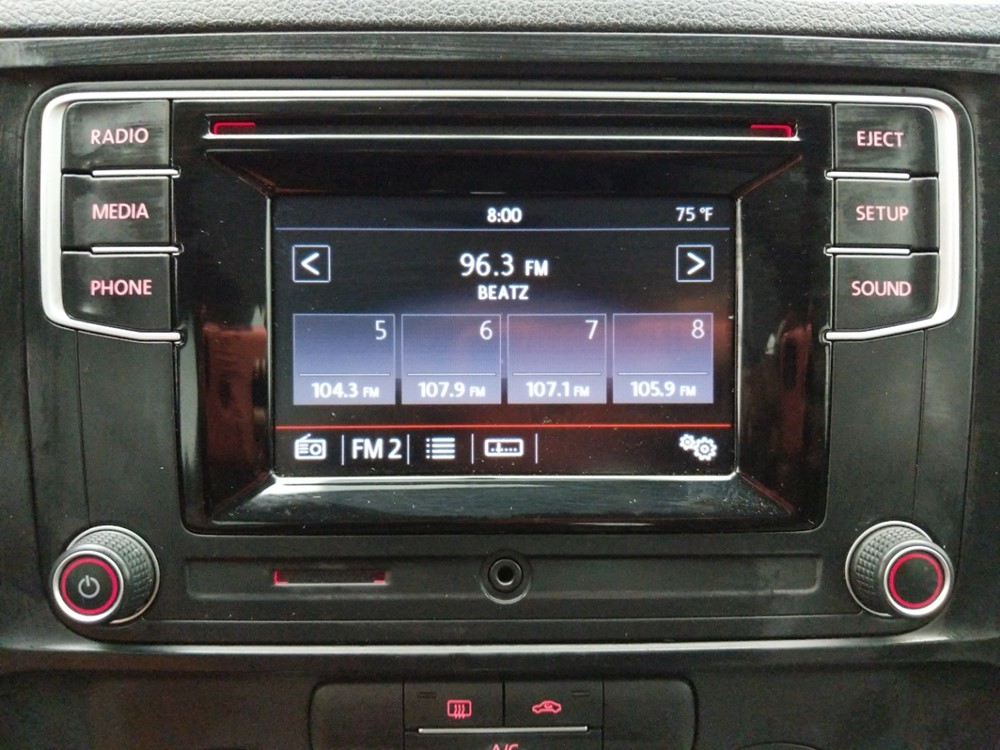 2018 Volkswagen Jetta - Stereo Package
