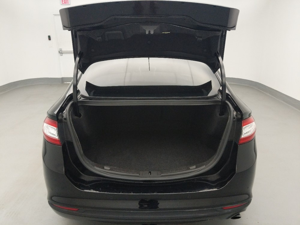 2016 Ford Fusion - Trunk
