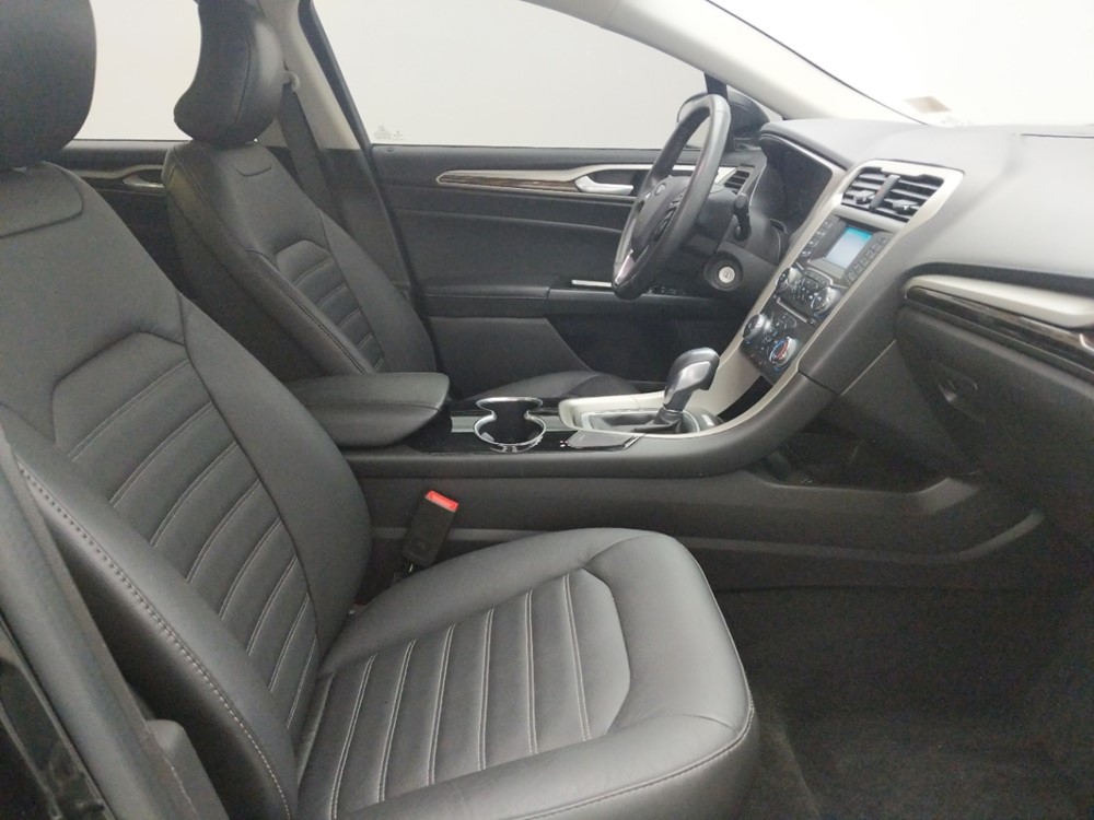2016 Ford Fusion - Passenger Front Seat
