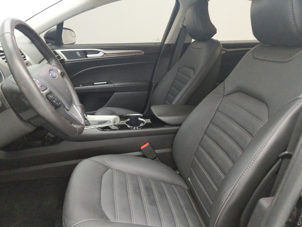 2016 Ford Fusion - Driver Front Seat