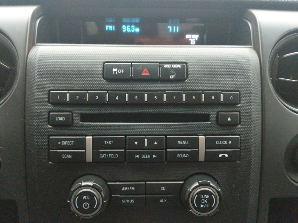 2013 Ford F-150 - Stereo Package