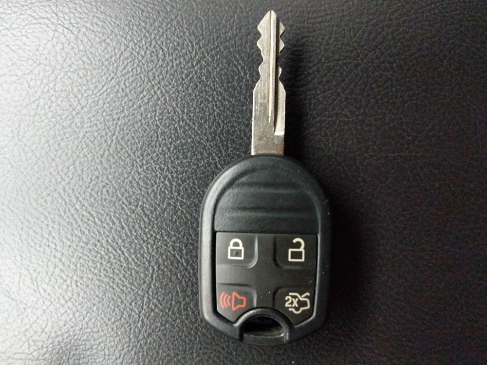2012 Ford Edge - Keys