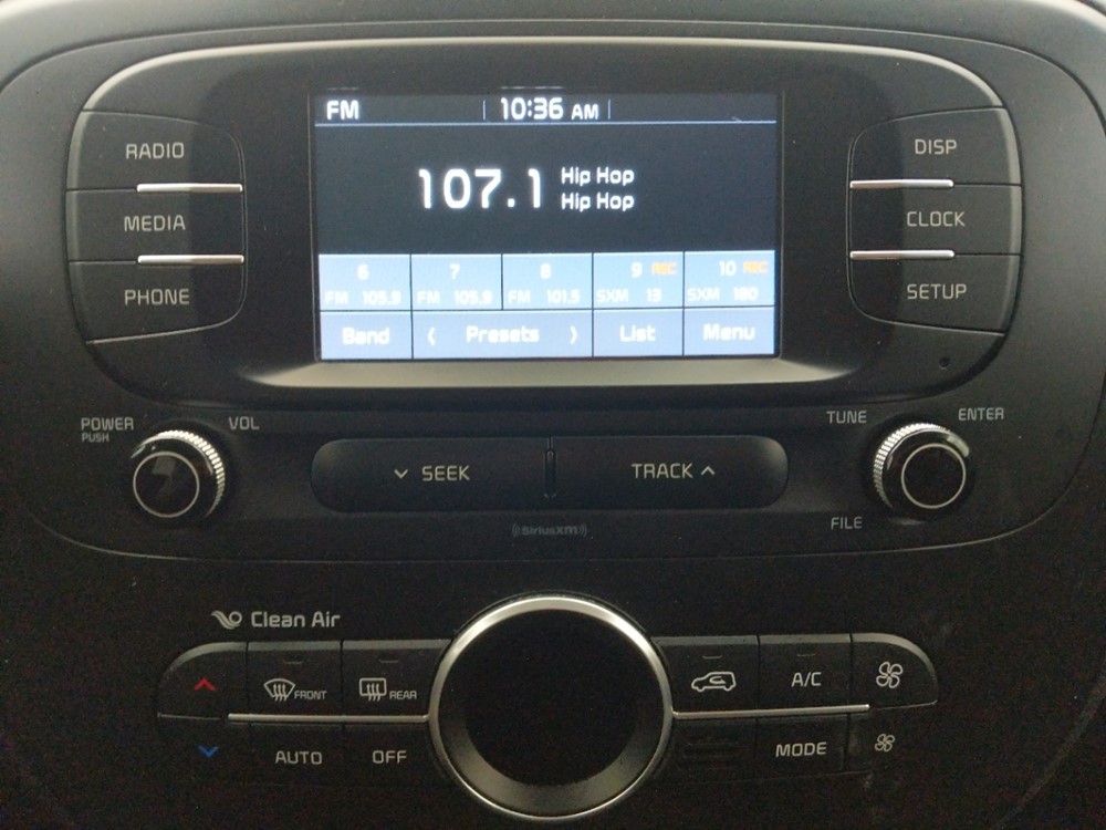 2017 Kia Soul - Stereo Package
