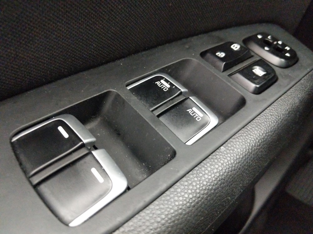 2017 Kia Soul - Driver Power Windows/Lock Control