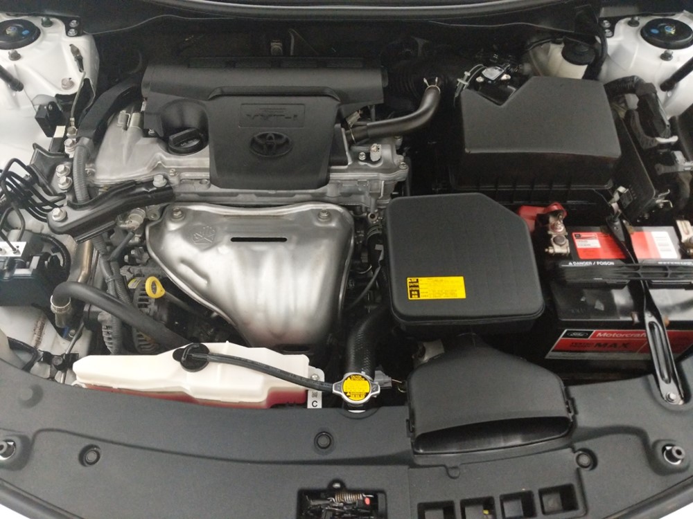 2014 Toyota Camry - Engine