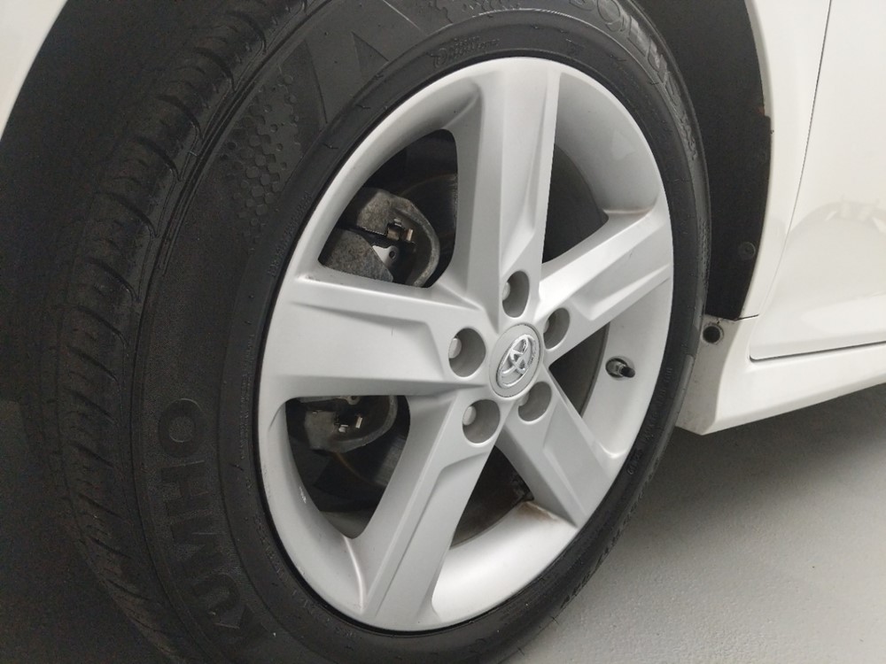 2014 Toyota Camry - Wheel