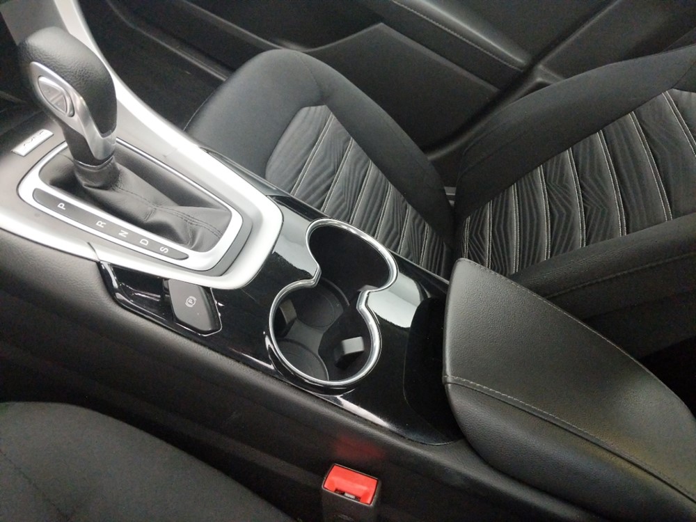 2016 Ford Fusion - Center Console/Cup Holders