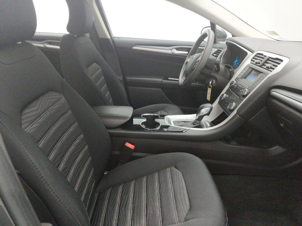 2016 Ford Fusion - Passenger Front Seat