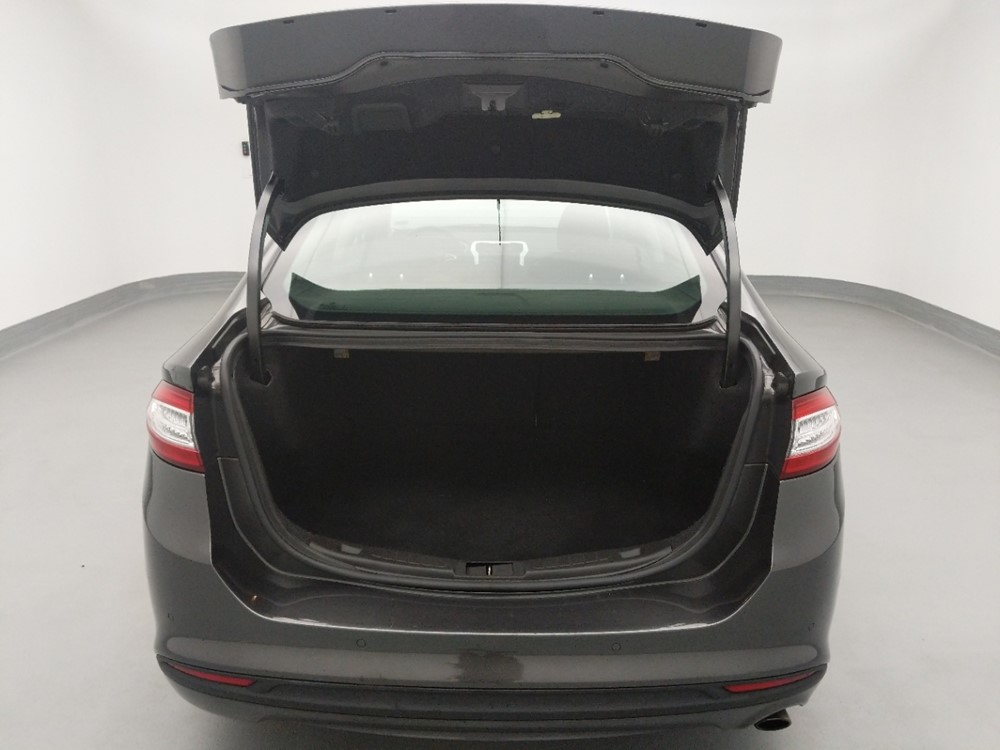 2016 Ford Fusion - Trunk