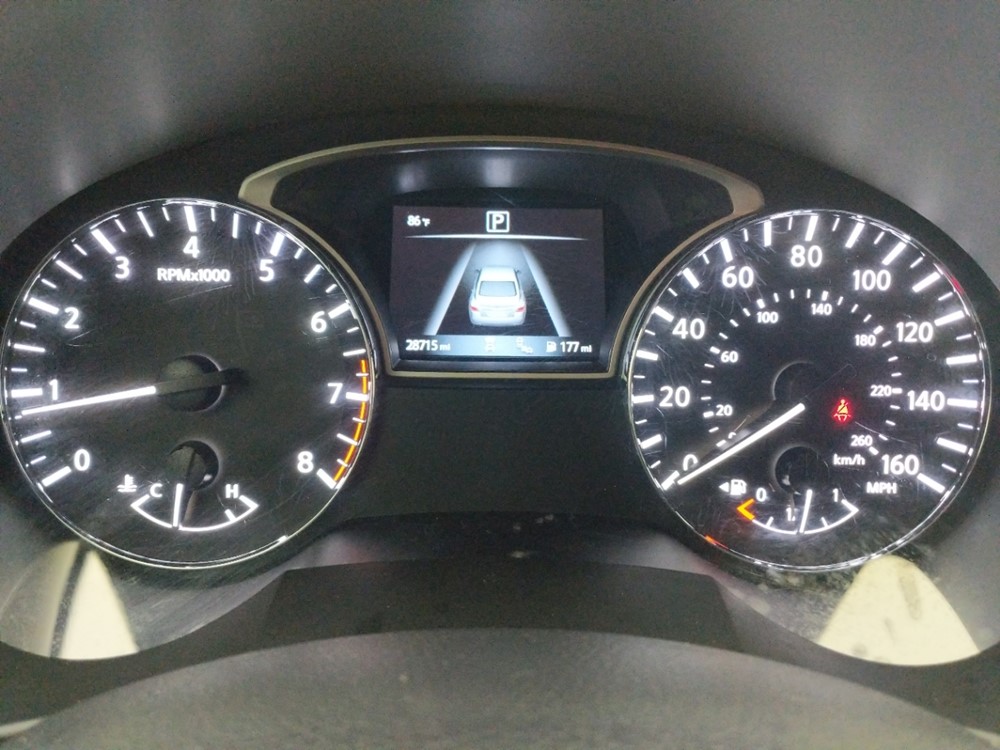 2018 Nissan Altima - Odometer Close Up
