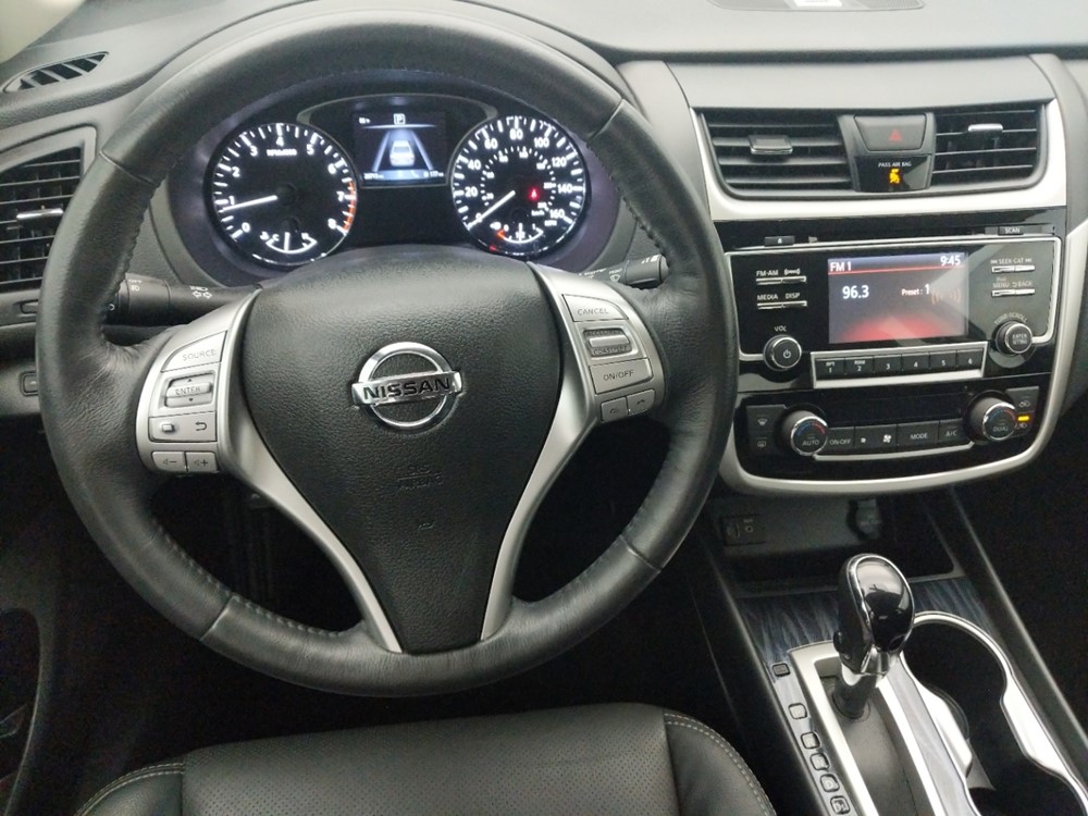 2018 Nissan Altima - Driver Dash