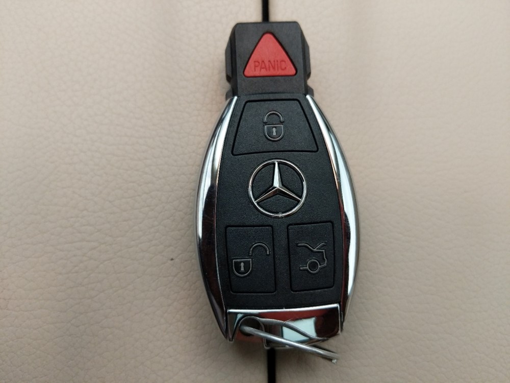 2016 Mercedes-Benz E350 - Keys