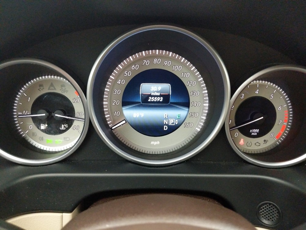 2016 Mercedes-Benz E350 - Odometer Close Up