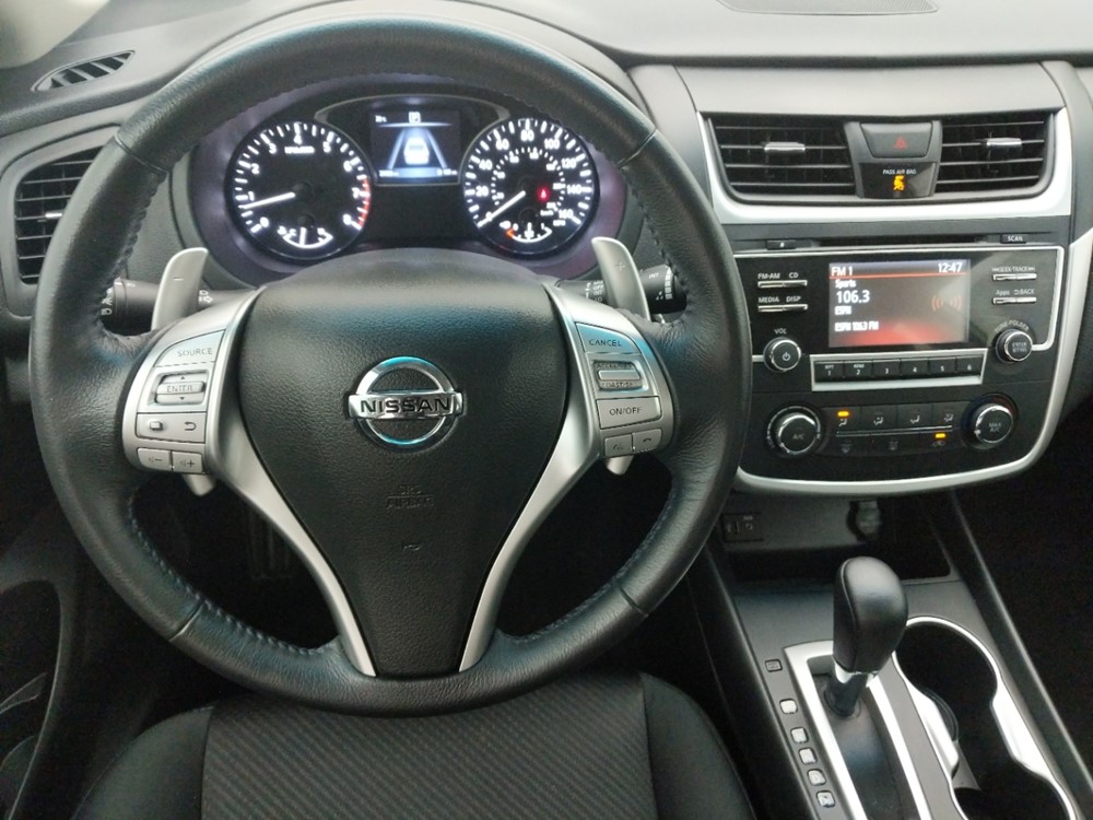 2016 Nissan Altima - Driver Dash
