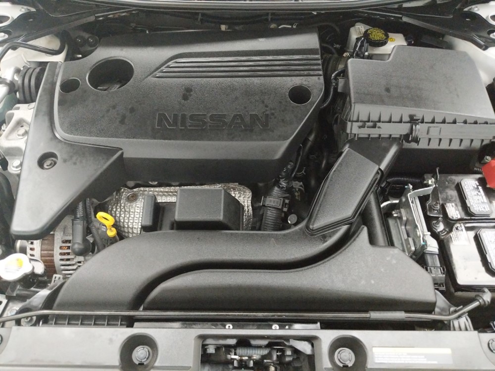 2016 Nissan Altima - Engine