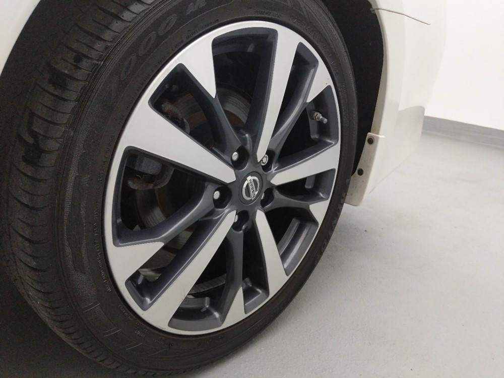 2016 Nissan Altima - Wheel
