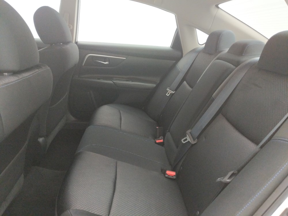 2016 Nissan Altima - Driver Rear Seat