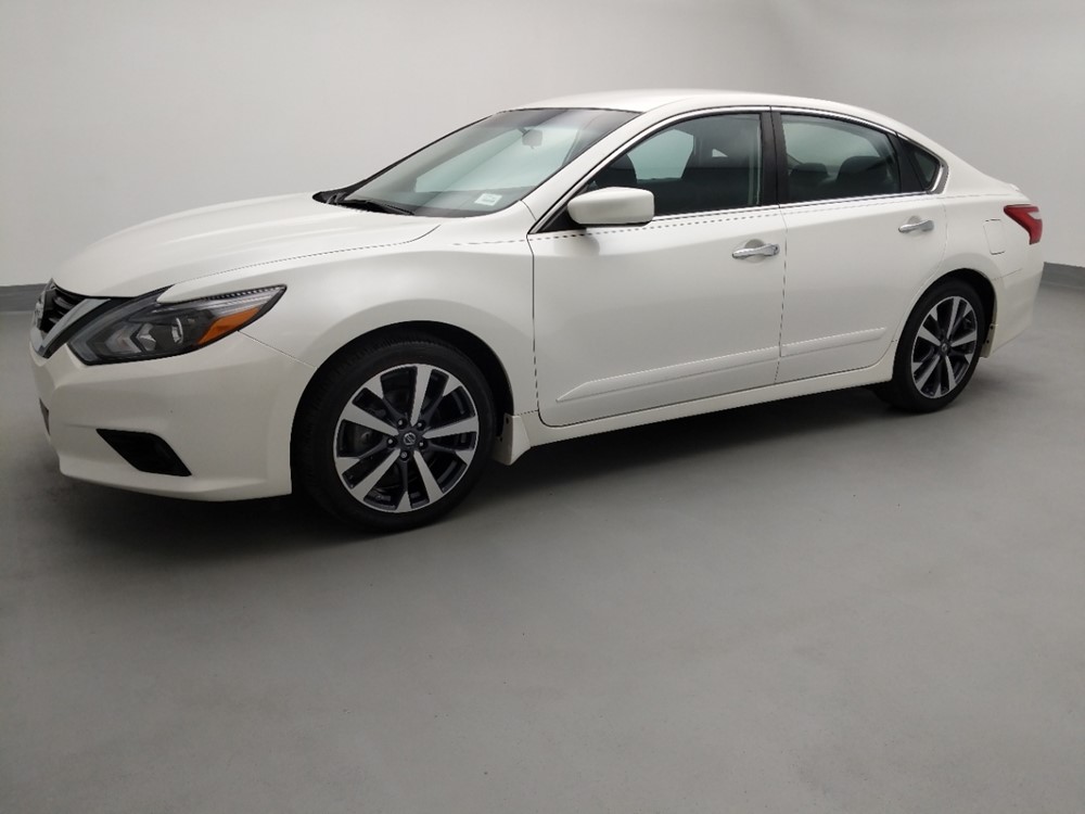 2016 Nissan Altima - Driver Front Side