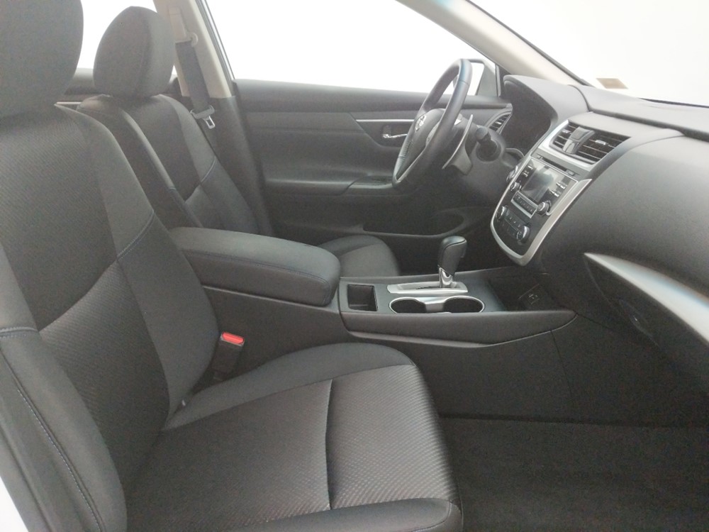2016 Nissan Altima - Passenger Front Seat