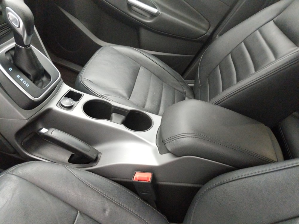 2014 Ford Escape - Center Console/Cup Holders