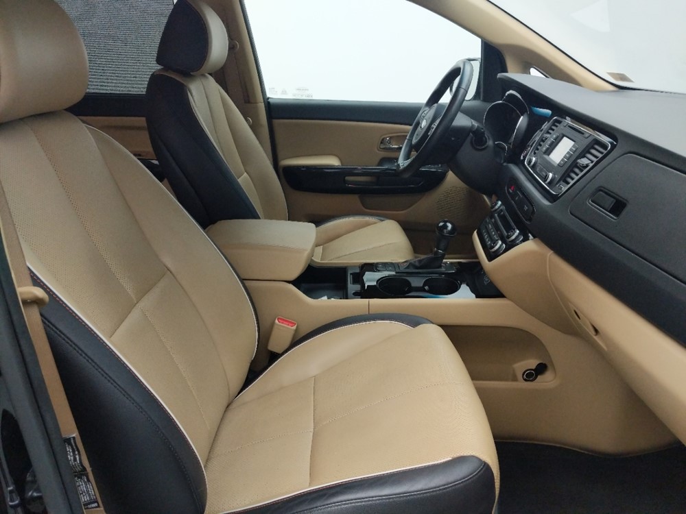 2016 Kia Sedona - Passenger Front Seat