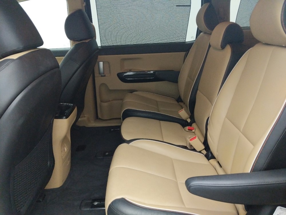 2016 Kia Sedona - Driver Rear Seat