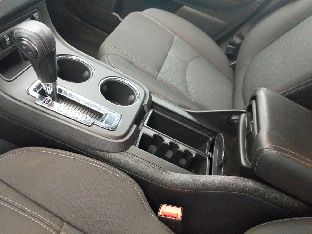 2016 GMC Acadia - Center Console/Cup Holders